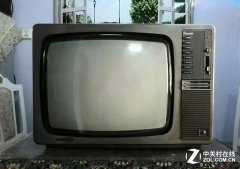 觸摸科技變遷！十張圖看懂電視機進化史